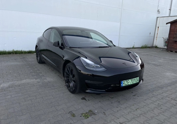 Tesla Model 3 cena 174000 przebieg: 19000, rok produkcji 2022 z Rzeszów małe 92
